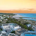 Happiness 1 Torre San Giovanni