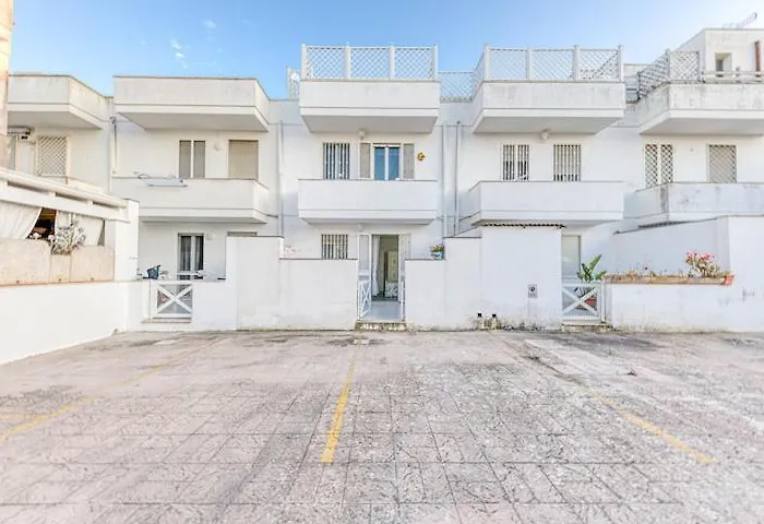 Happiness 1 * Torre San Giovanni Ugento